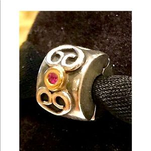 Pandora Sapphire Clip